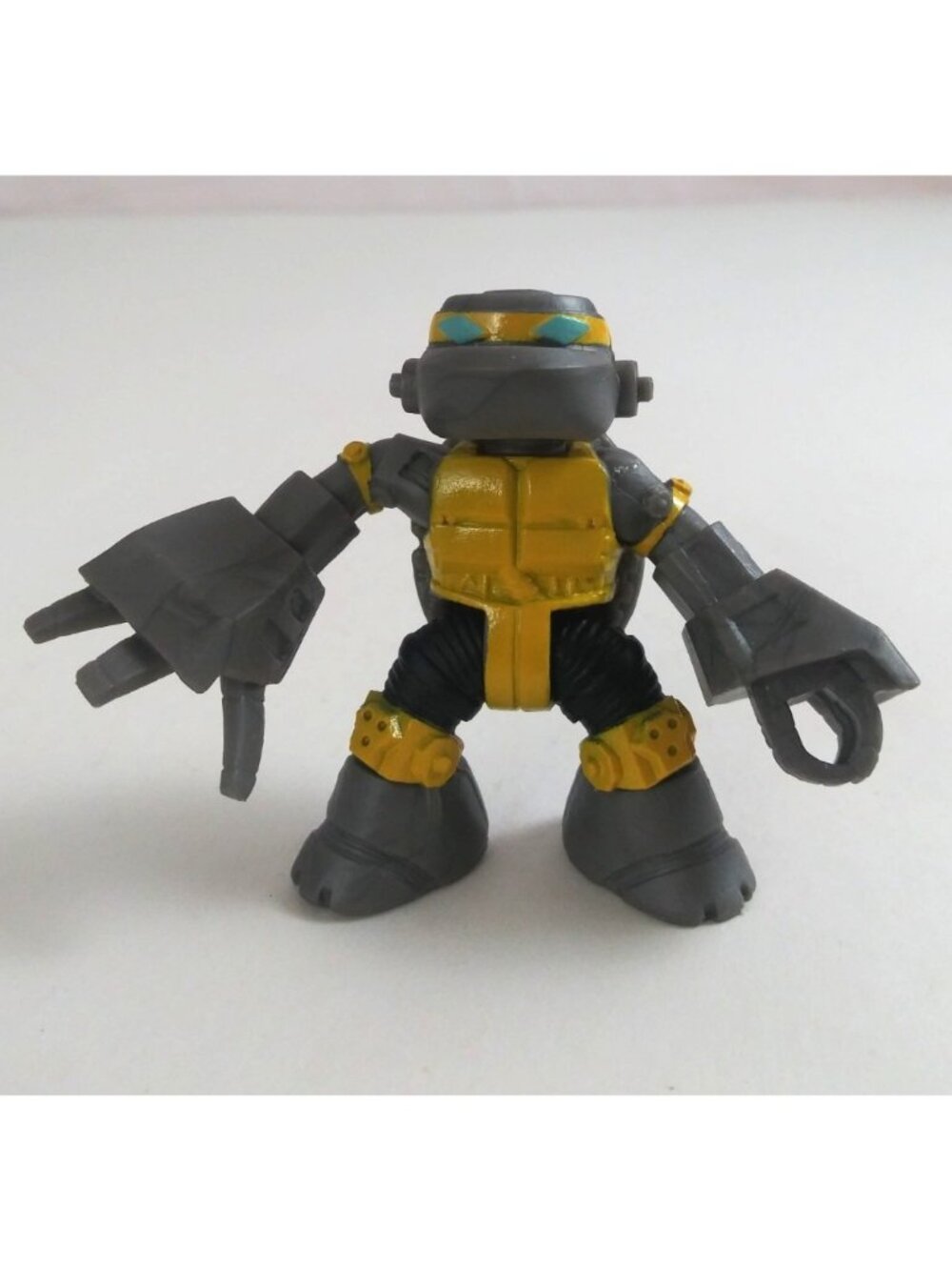 Playmates TMNT Teenage Mutant Ninja Turtles Half-Shell Heroes Metalhead 3"